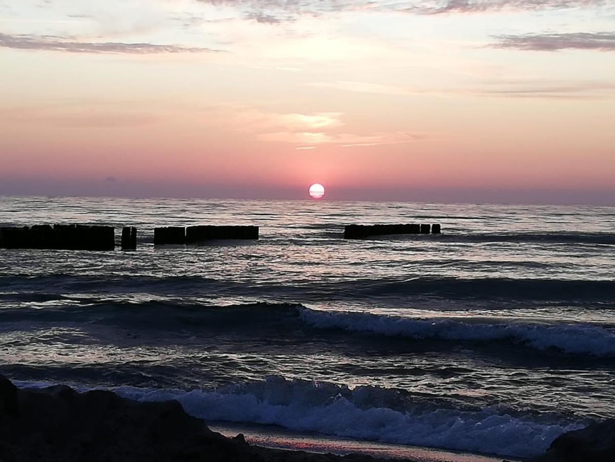 Domki Weekend Rusinowo  Esterno foto